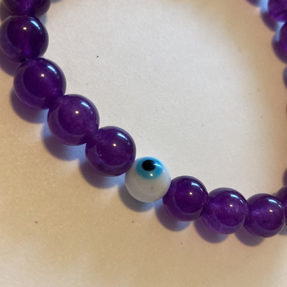 Beautiful purple evil eye bracelet - Picture 2 of 2